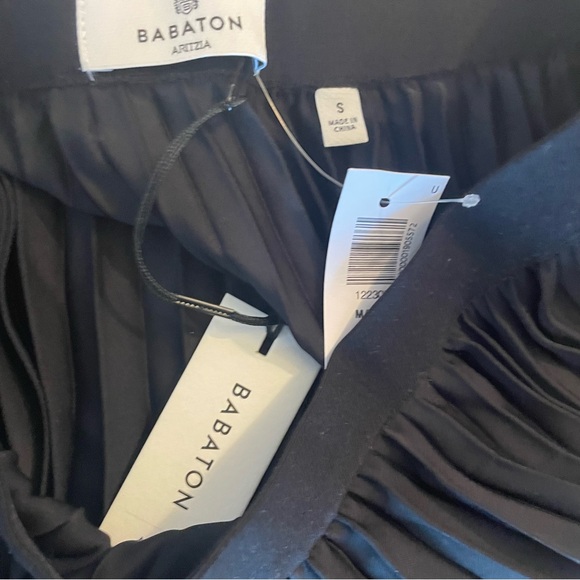 NWT Aritzia Babaton Maido Satin Pleated Skirt Double-satin maxi in Black Small - Picture 15 of 15